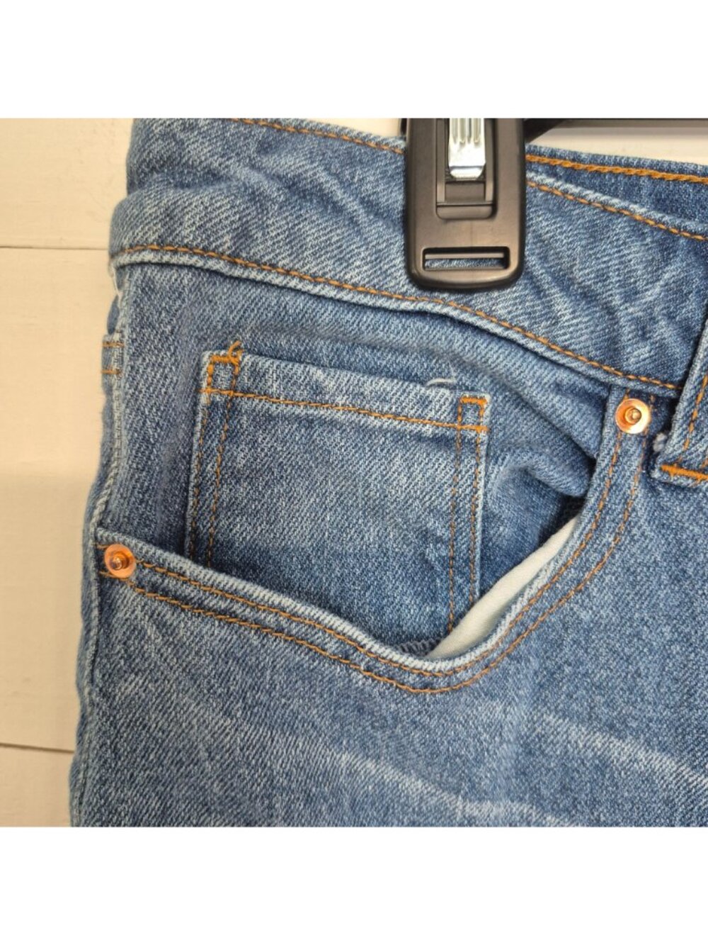Justfab Womens High-Waisted Distressed Denim Jeans Size 32 Light Wash - Picture 4 of 8